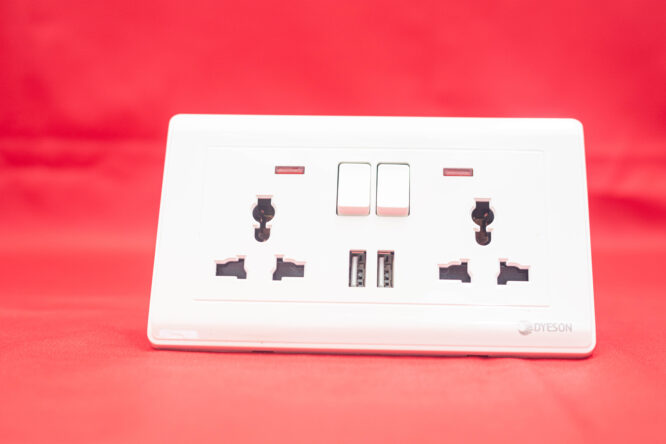 Double Socket 13AHMS