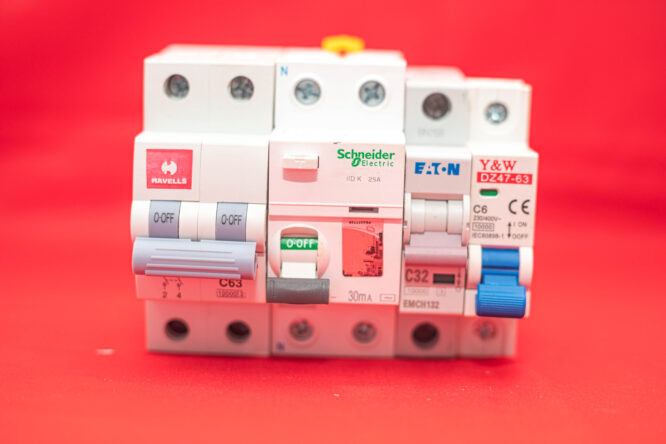 Breaker Box Single Pole Mem