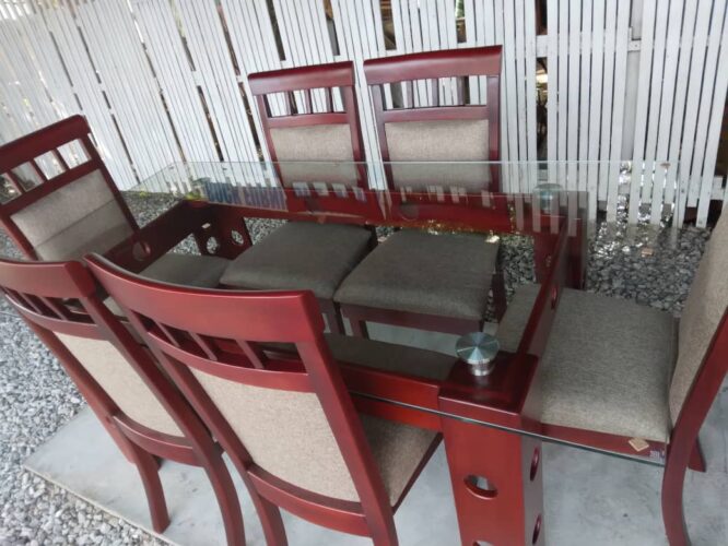 RDC 5 Dining Set
