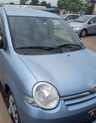 2010 Toyota Sienta
