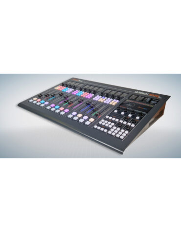 Oxygen 3000 Plus 16F Console